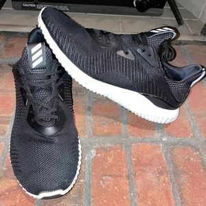 Men’s adidas running tennis shoes